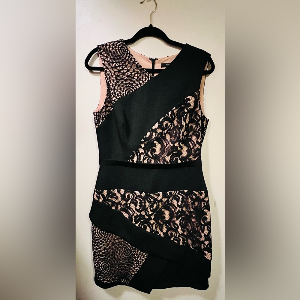 BCBG MAXAZARIA Light Tan and black lace/satin dress